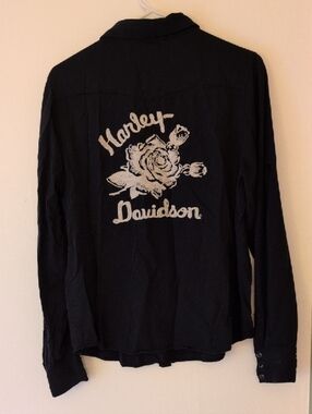 Vintage | Harley-Davidson Black Button Shirt with Rose & Logo 🌹